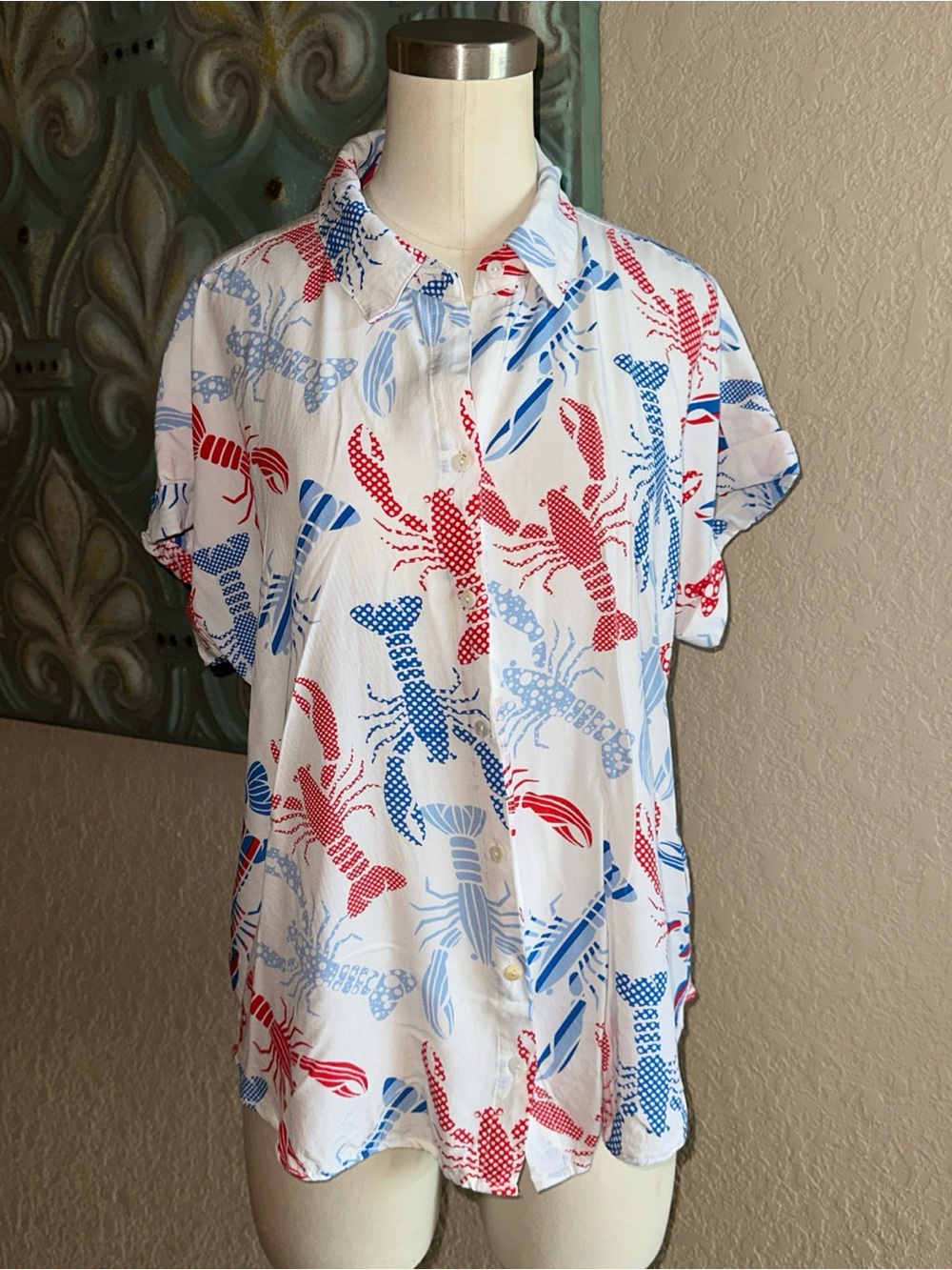 Jane + Delancey Shirt Womens L Lobster Print Button Down Coastal Rayon Patriotic - Picture 2 of 9